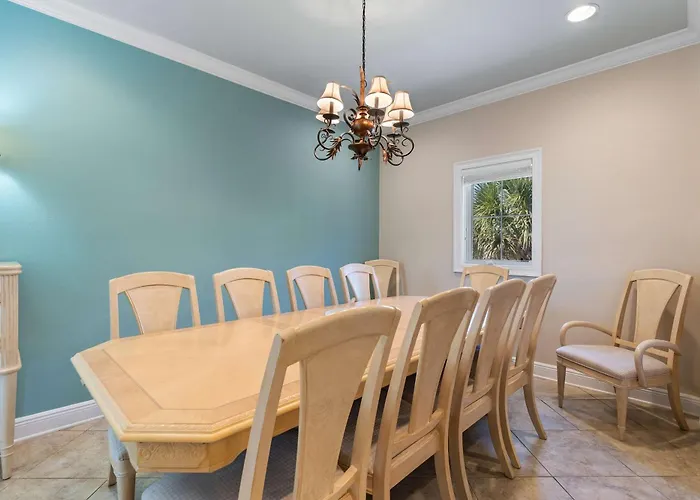 Holiday home Elegant House & With Private Pool On-site Golf & Wraparound Porch *