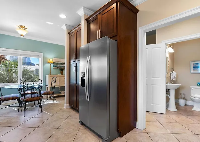 Elegant House & With Private Pool On-site Golf & Wraparound Porch *