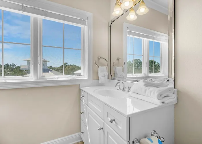 Holiday home Elegant House & With Private Pool On-site Golf & Wraparound Porch