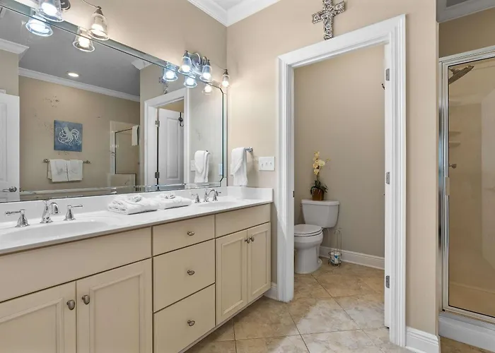 Holiday home Elegant House & With Private Pool On-site Golf & Wraparound Porch