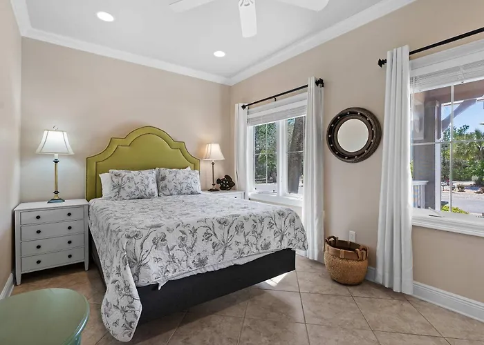 Holiday home Elegant House & With Private Pool On-site Golf & Wraparound Porch Gulf Shores