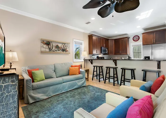 Elegant House & With Private Pool On-site Golf & Wraparound Porch