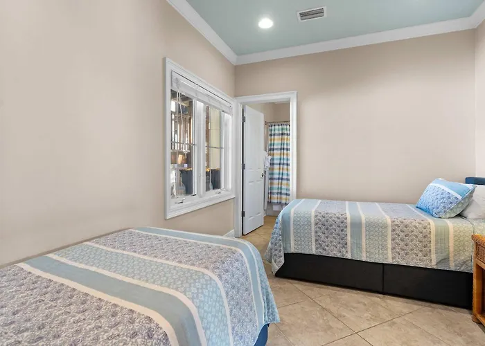 Elegant House & With Private Pool On-site Golf & Wraparound Porch *